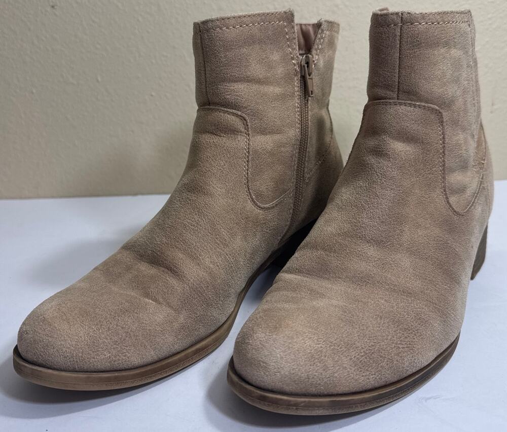 Frye & Co. Women's Estrelia Tan Stacked‎ Heel Ankle Booties - Size 10 Wide